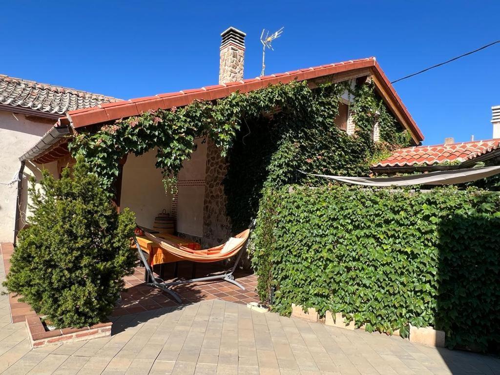 Casa Rural "Hazanas" Adanero エクステリア 写真