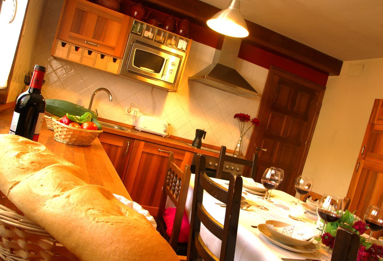 Casa Rural "Hazanas" Adanero エクステリア 写真