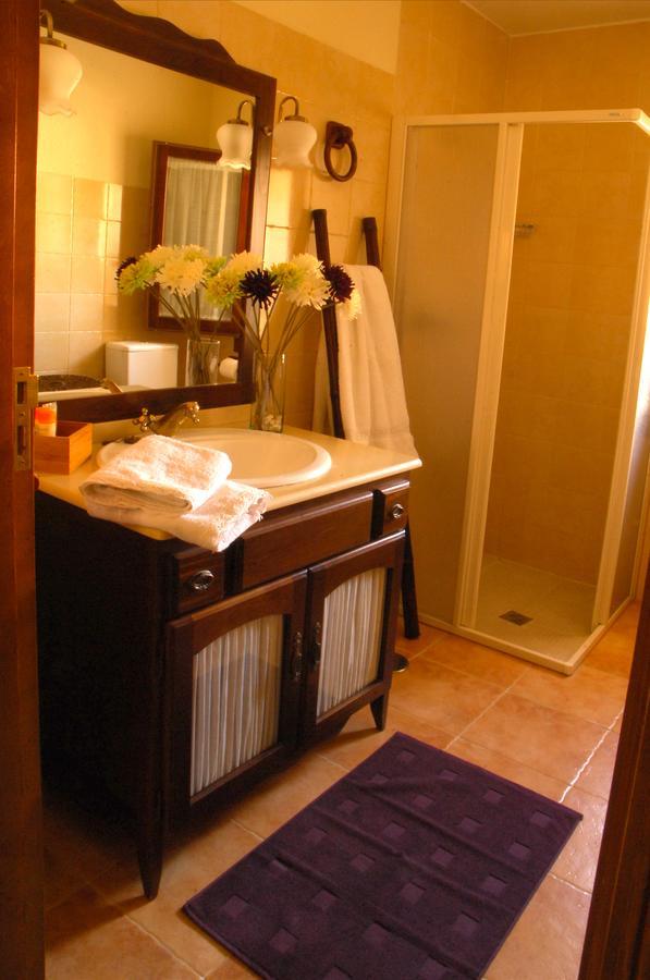 Casa Rural "Hazanas" Adanero エクステリア 写真